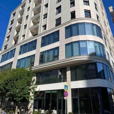 Green Terrace Square View Тирана Екстериор снимка