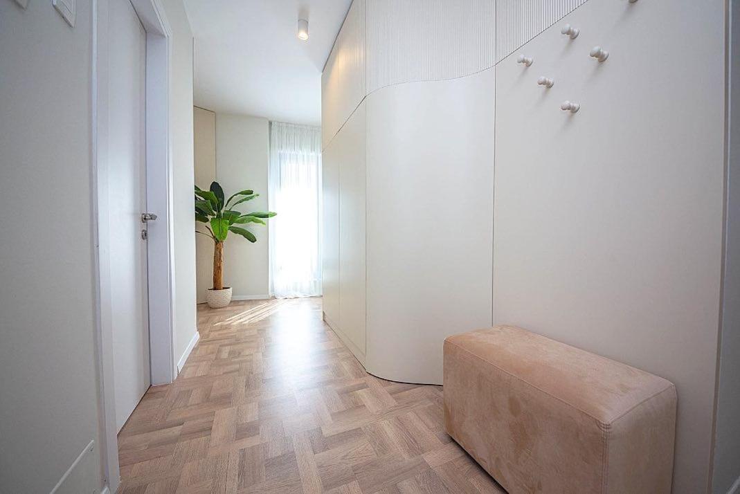 Green Terrace Square View Тирана Екстериор снимка